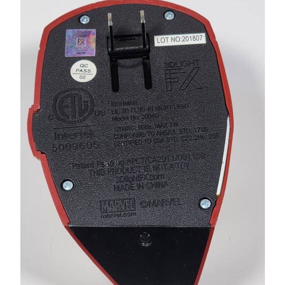 MARVEL Ironman Mask 3DLightFX Avengers Superhero Décor Plug-In Night Light - Picture 6 of 6